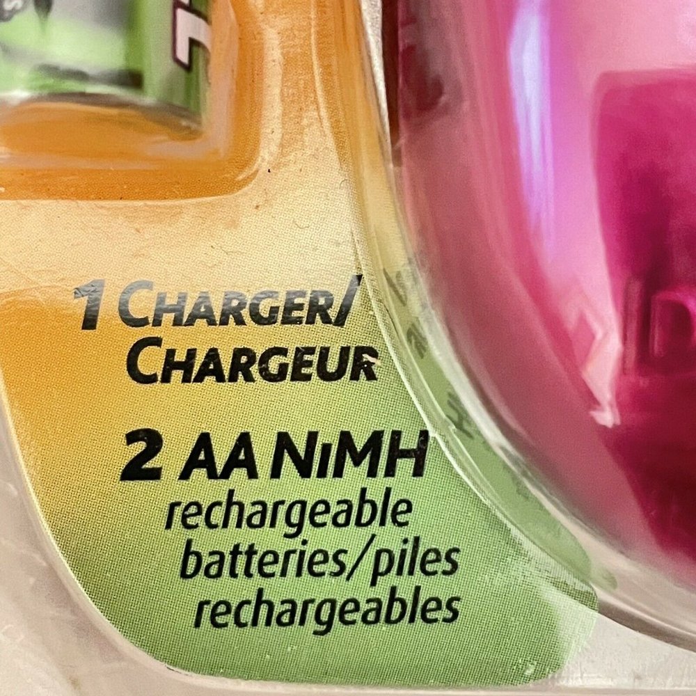New Sealed DURACELL RECHARGEABLE MINI 2 Battery Charger Pink w/ 2 AA NiMH batt - Picture 3 of 7